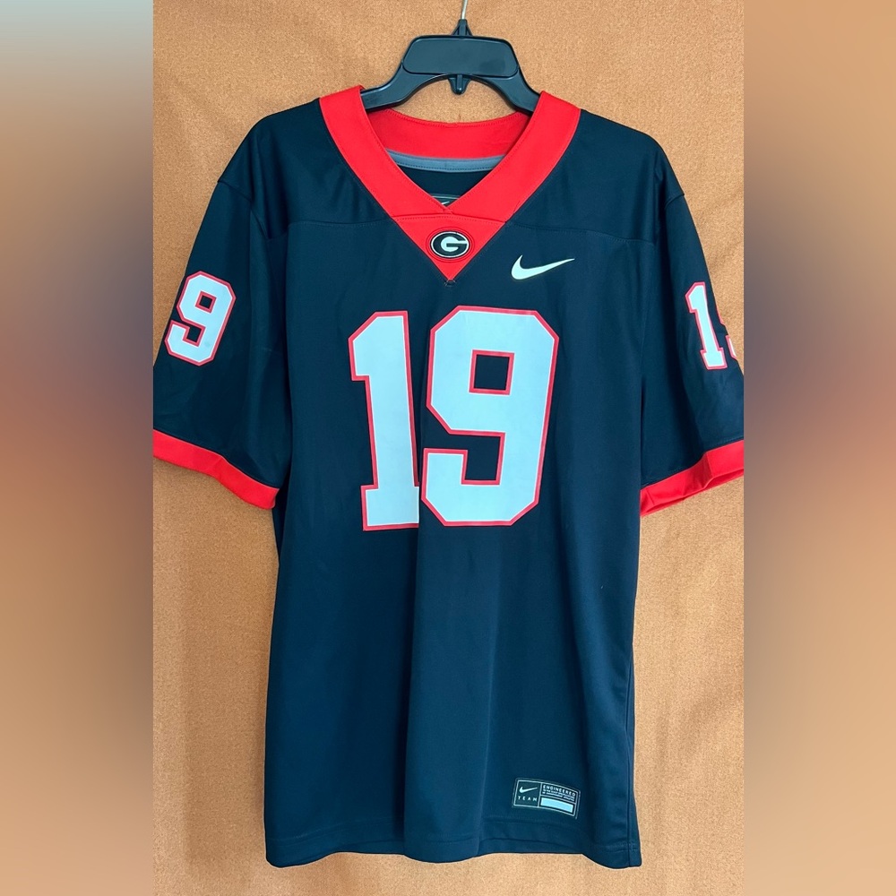 Georgia Bulldogs #19 Brock Bowers Black Jersey – Men’s Large (Official)